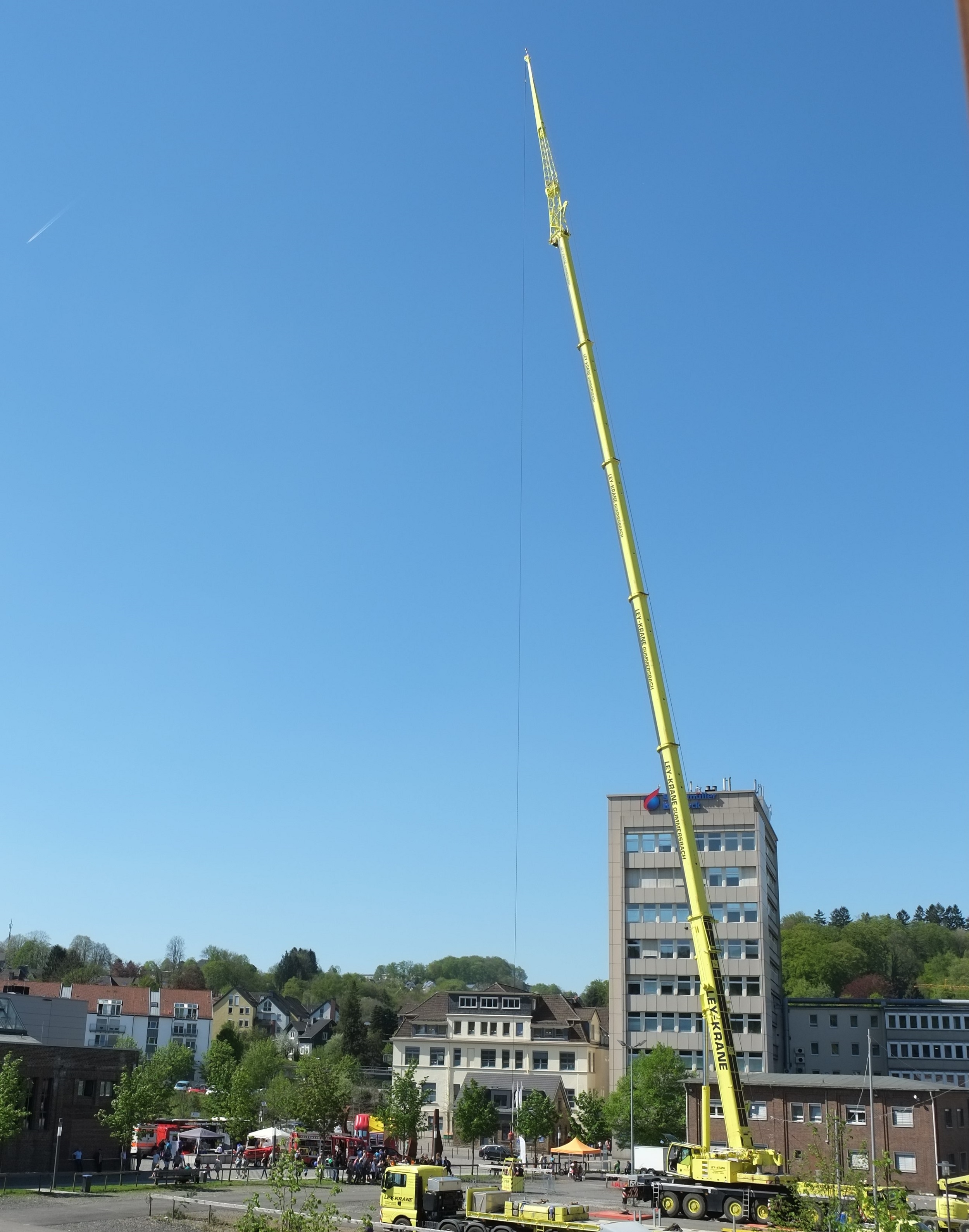 Frühling in Gummersbach - Weitblick: Mitfahrt im Personenkorb