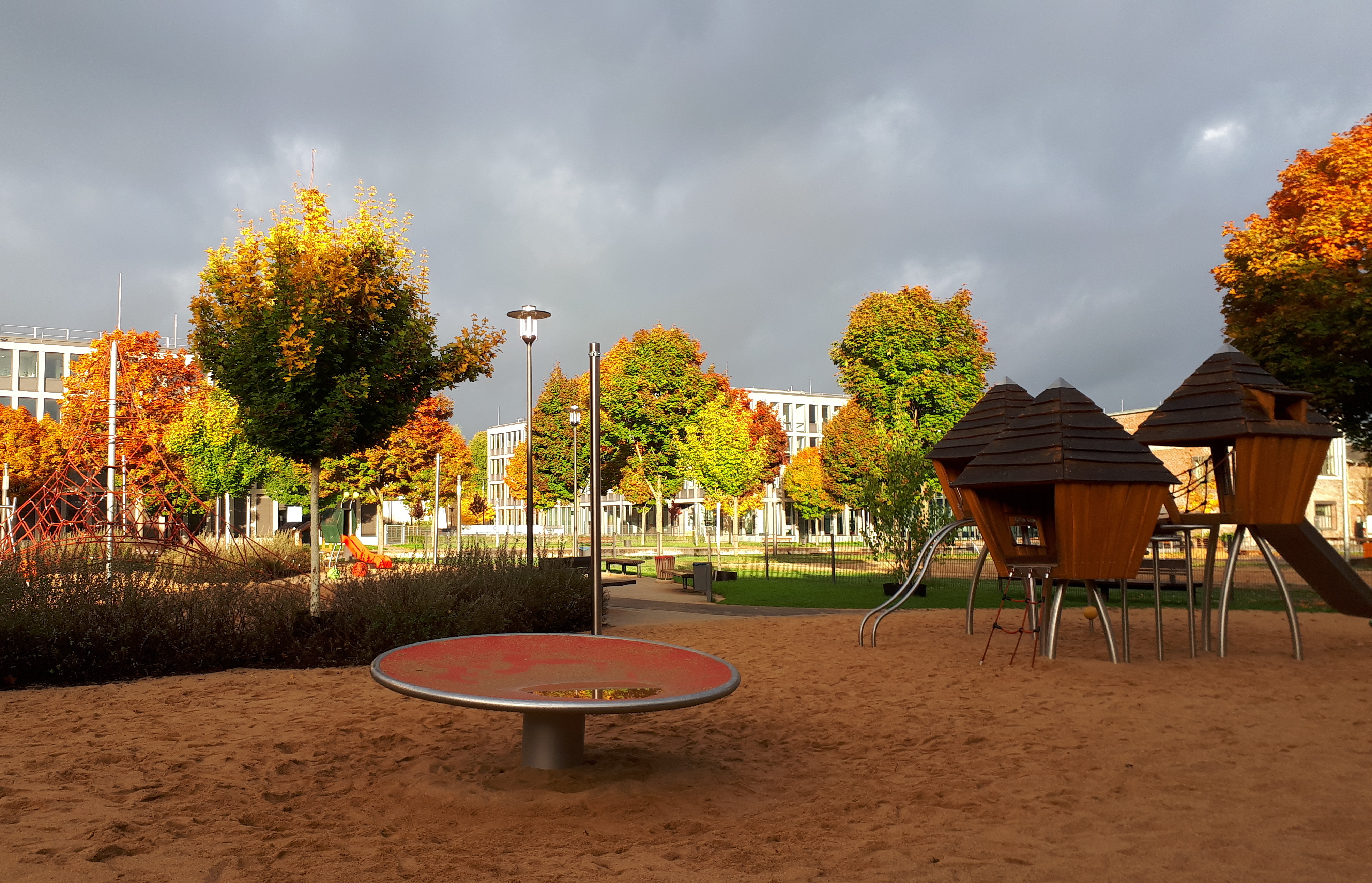 Morgen im Oktober auf dem Steinmüllergelände - Kinderspielplatz